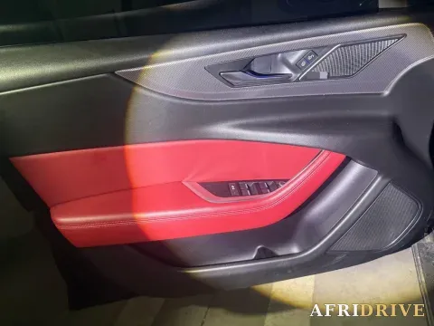 2020 Jaguar XEL 3
