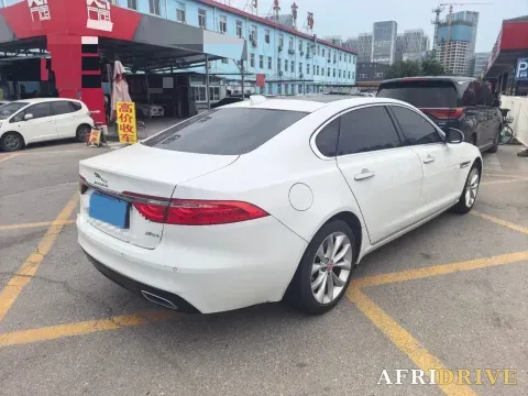 2021 Jaguar XFL 7