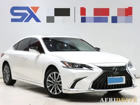 2023 Lexus ES 3