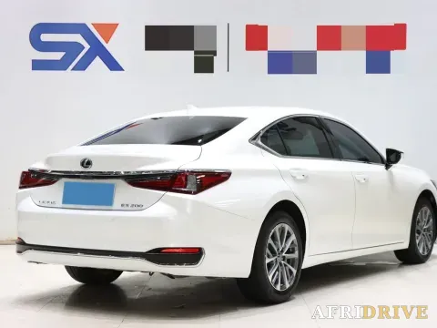 2023 Lexus ES 4