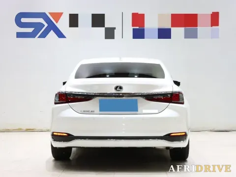 2023 Lexus ES 5