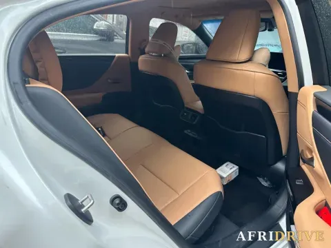 2022 Lexus ES 2