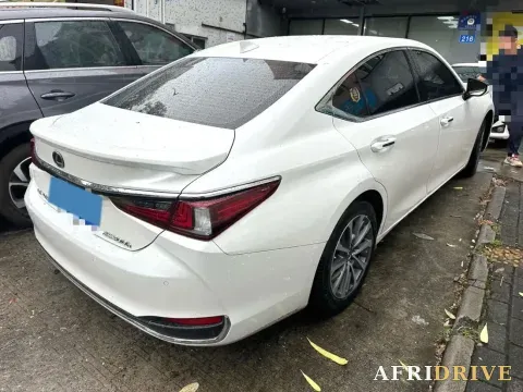 2022 Lexus ES 7