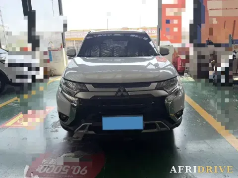 2019 Mitsubishi Outlander 3