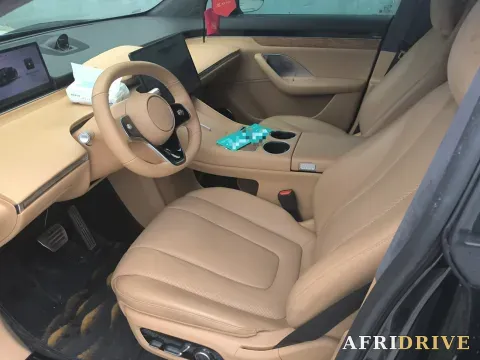2024 Luxeed R7 6