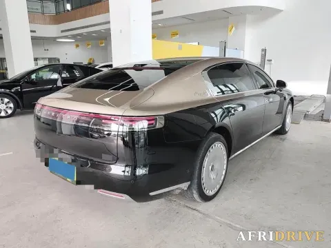 2025 MAEXTRO S800 2
