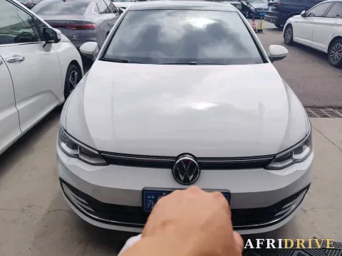 2024 Volkswagen Golf 3