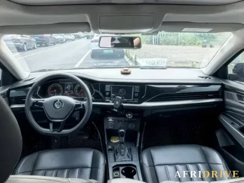 2019 Chevrolet Equinox 7