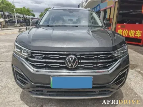 2022 Volkswagen Tayron GTE 2
