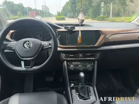 2019 Volkswagen Tharu 5