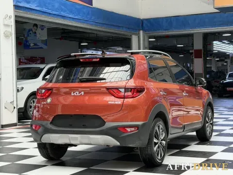 2021 Kia KX1 17