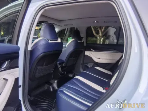 2022 Citroen C5 X 9