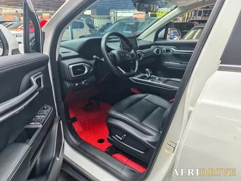 2020 Geely Okavango 6