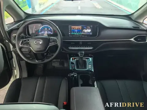 2023 GAC Trumpchi M6 5