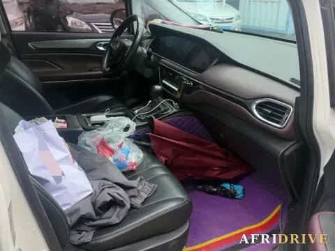 2021 GAC Trumpchi M6 5