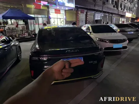 2021 DongFeng Aeolus YiXuan MAX 4