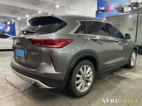 2018 Infiniti QX30 3