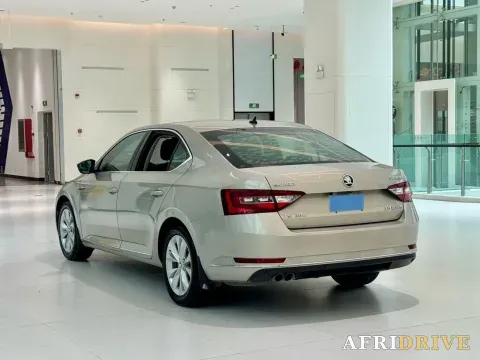 2018 Skoda Superb 5