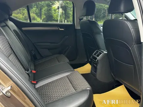 2018 Nissan Terra 6