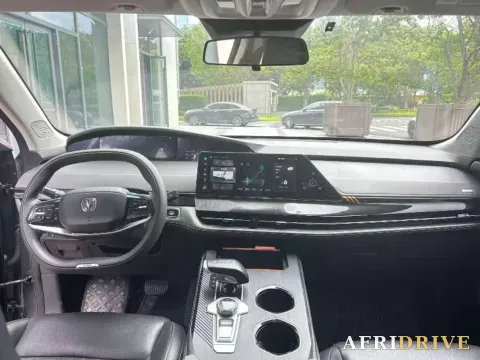 2022 Bestune T99 3