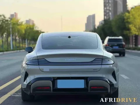 2024 MI SU7 8