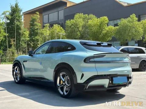 2025 MI YU7 6