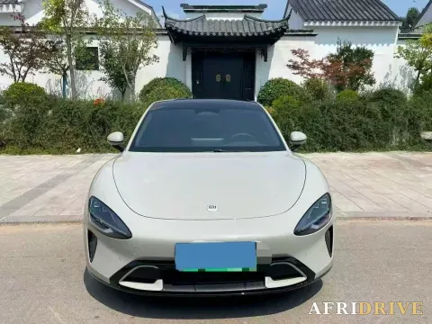2024 MI SU7 3