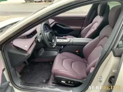 2024 MI SU7 5