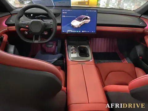 2024 MI SU7 5