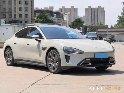 2024 MI SU7 3