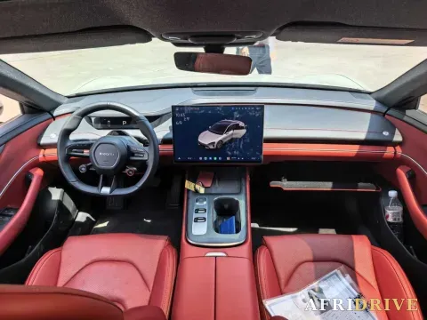 2024 MI SU7 9