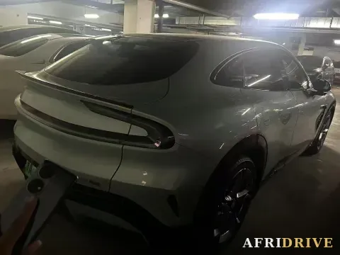 2025 MI YU7 2