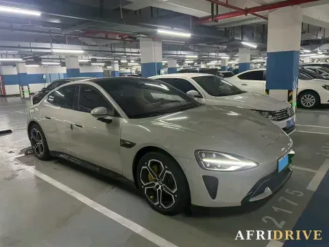 2024 MI SU7 2