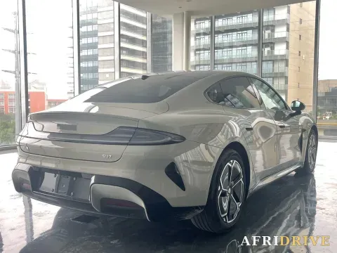 2026 MI SU7 4