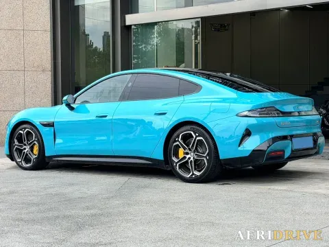 2024 MI SU7 9