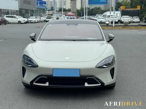 2024 MI SU7 2
