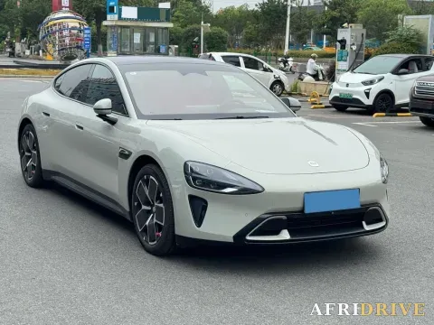 2024 MI SU7 3