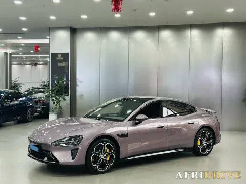 2024 MI SU7