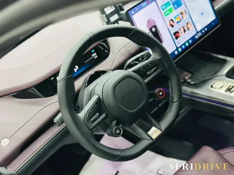 2024 MI SU7 14