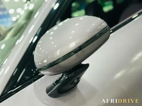 2024 MI SU7 16