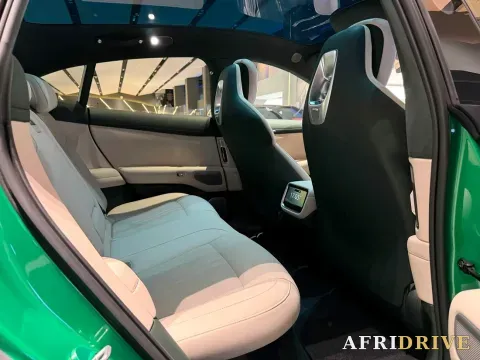 2025 MI YU7 16