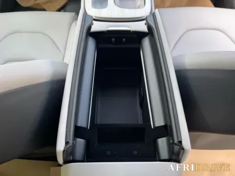 2024 MI SU7 14