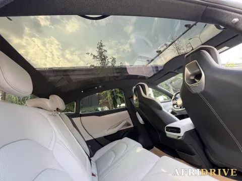 2024 MI SU7 4