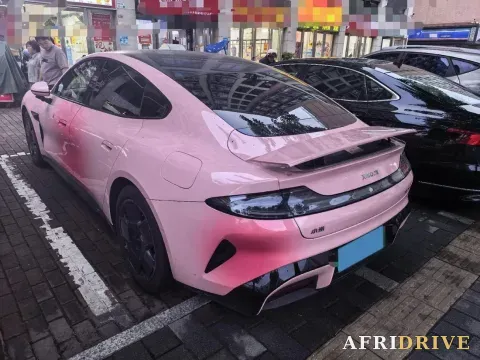 2024 MI SU7 3