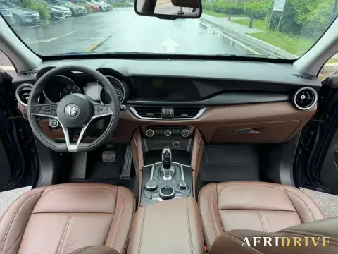 2017 Jaguar XE 7