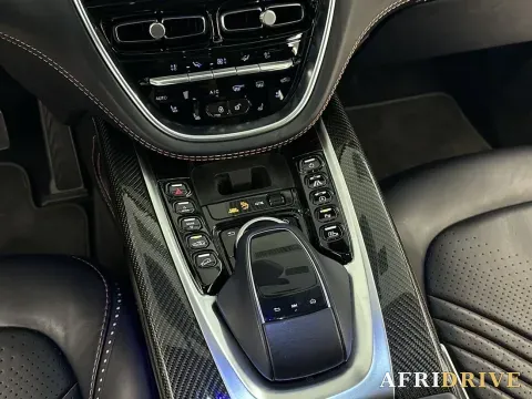 2021 Aston Martin DBX 17