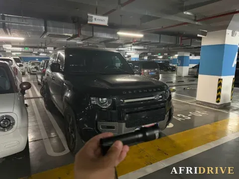 2025 Land Rover Defender 2
