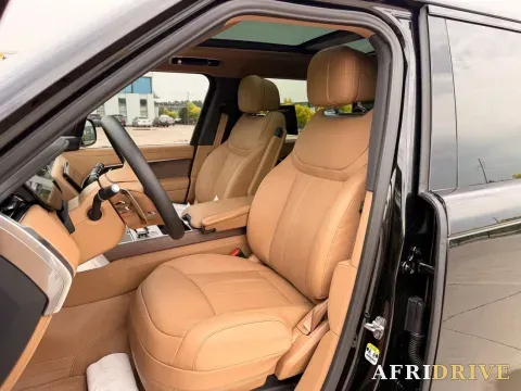 2025 Land Rover Range Rover 4