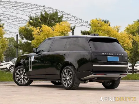 2025 Land Rover Range Rover 6