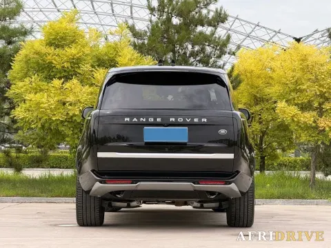 2025 Land Rover Range Rover 7